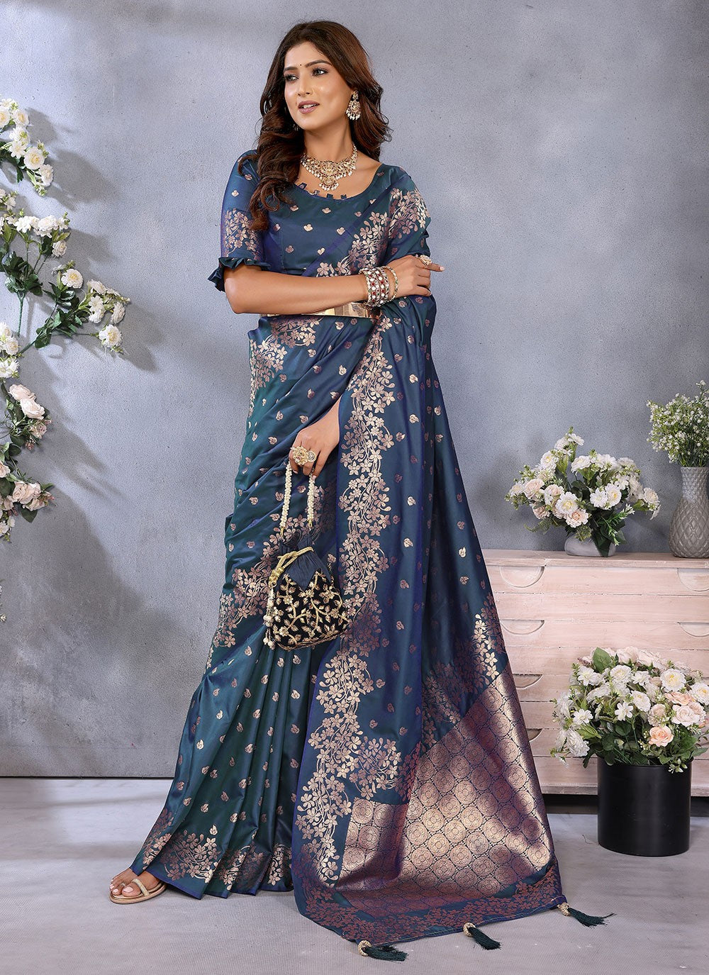 Teal Banarasi Silk Contemporary Saree Jacquard Work, Weaving Zari S16644
