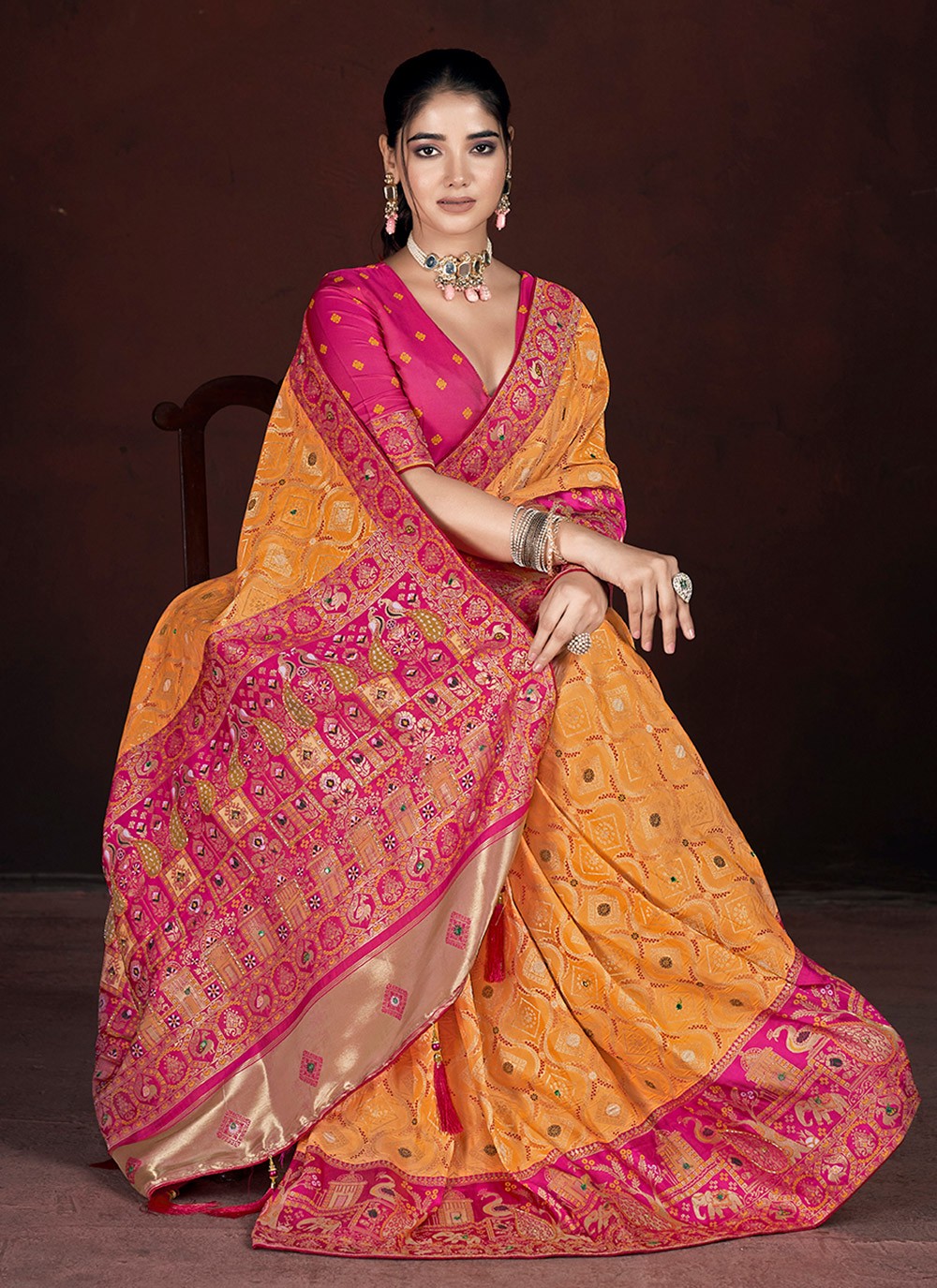 Hand Embroidery, Thread, Weaving Zari, Zari Banarasi Silk Saree - S11710