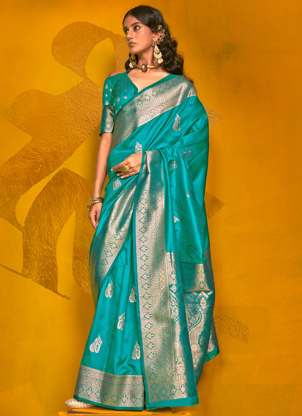 Trendy Saree Weaving Zari Rama Handloom Silk Saree S13181