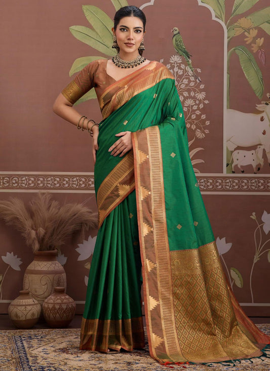 Green Tussar Silk Classic Saree Weaving Zari S19907