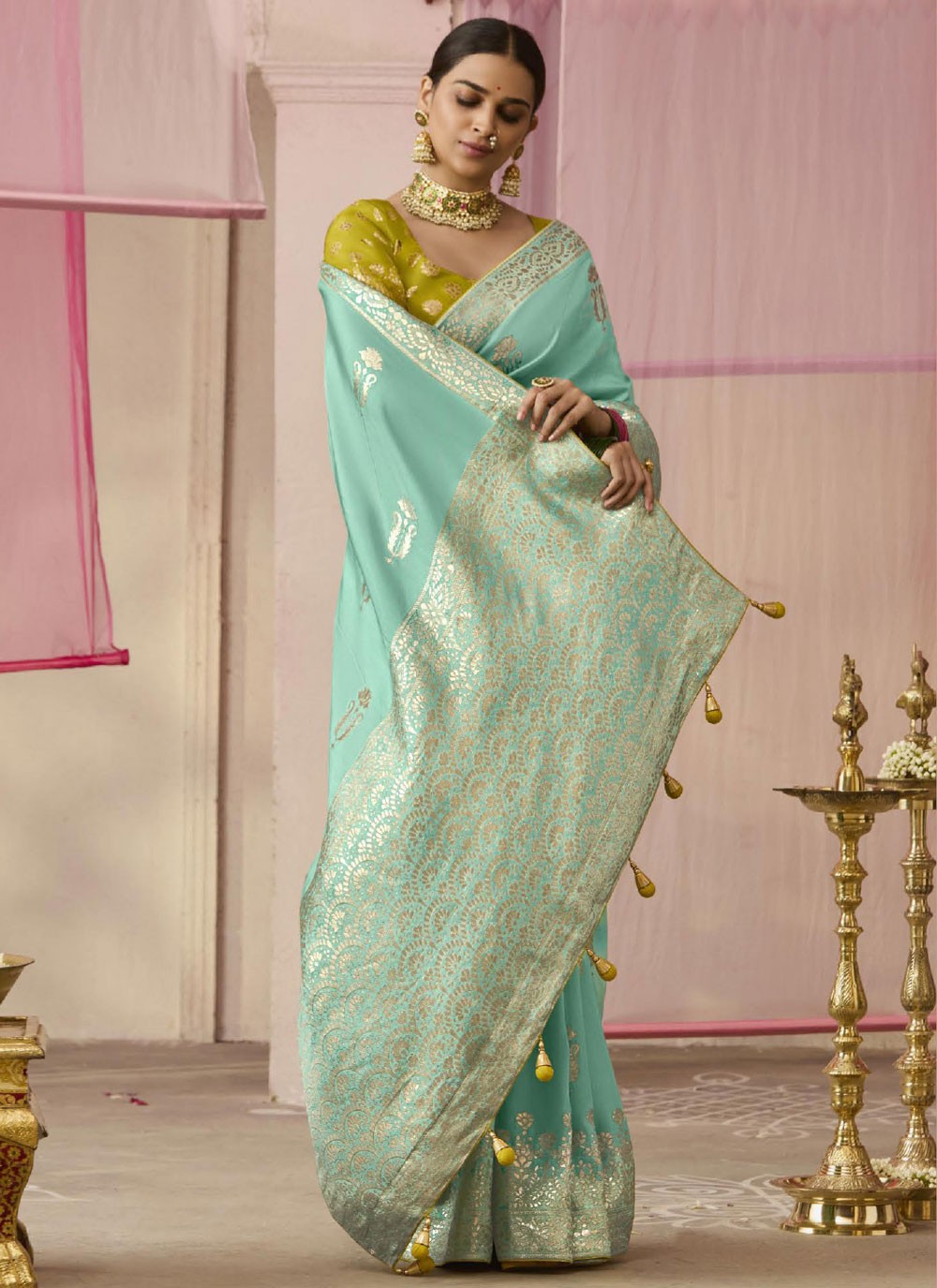 Contemporary Floral Printed Viscose Saree - S7804