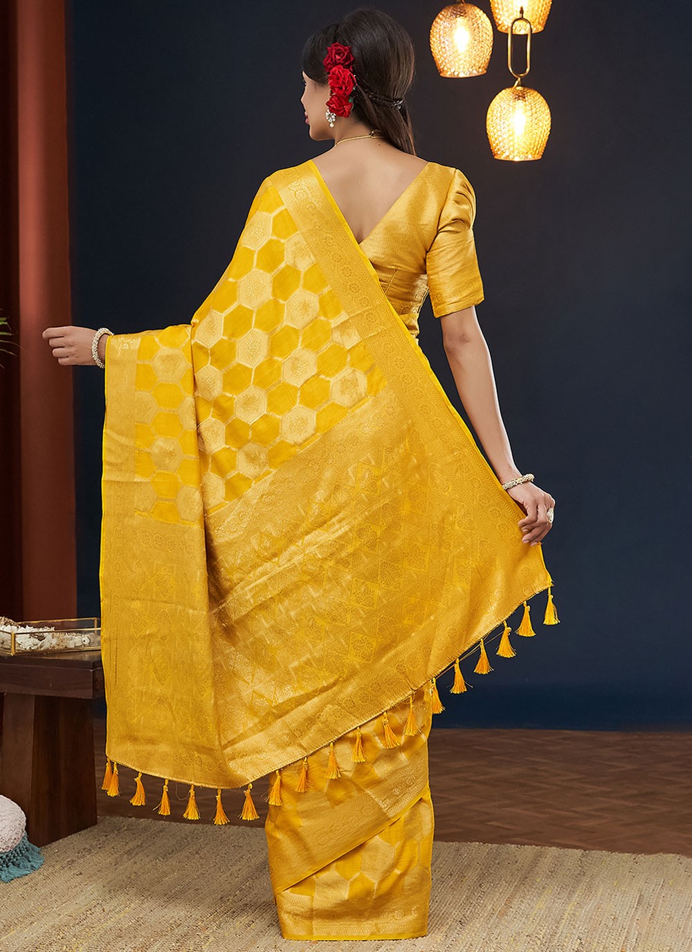 Contemporary Weaving Zari Viscose Saree - S8235