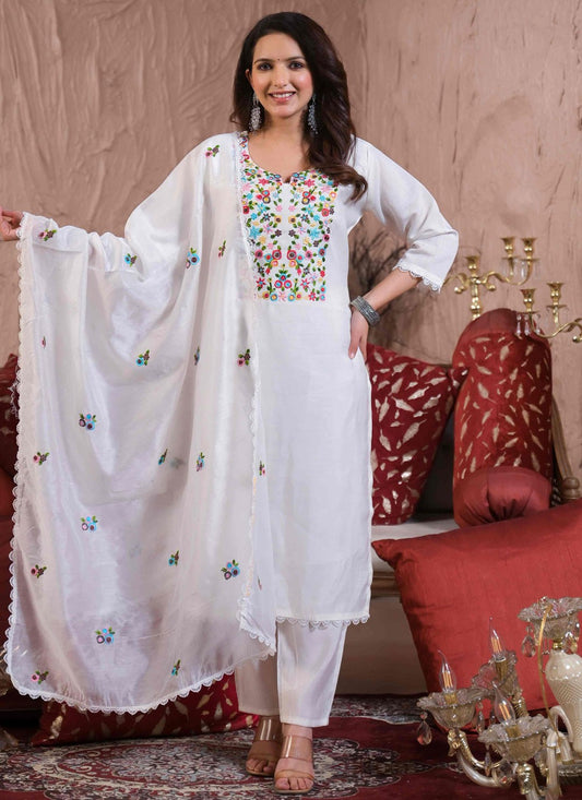 Archive Embroidered 316794 White T6828