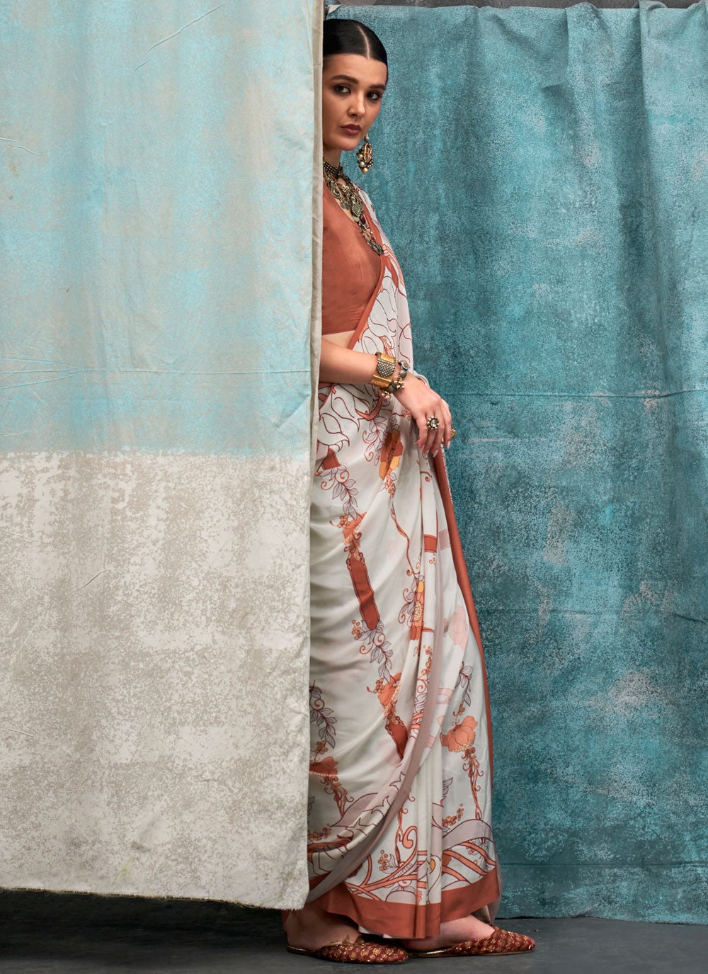 Classic Printed Crepe Silk Saree - S6461