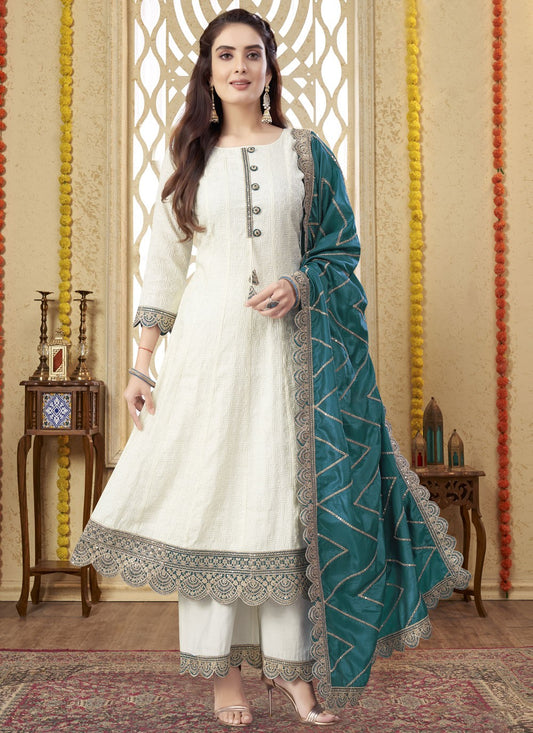Pant Style Suit Embroidered White T7595