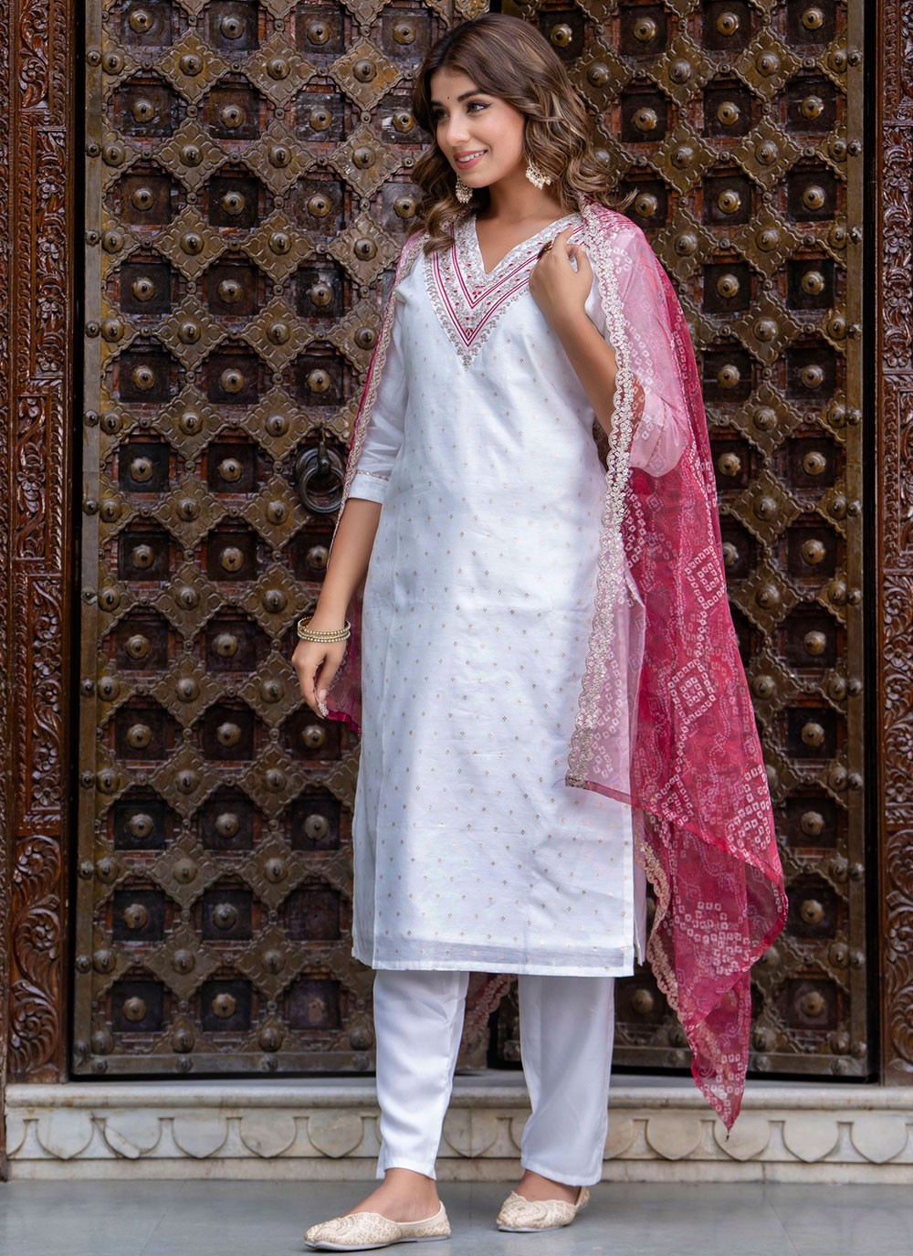 Pant Style Suit Embroidered White T7571