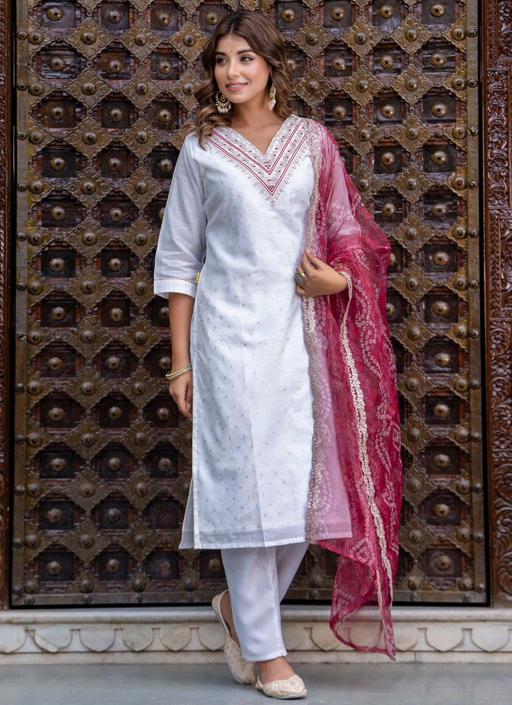 Pant Style Suit Embroidered White T7571