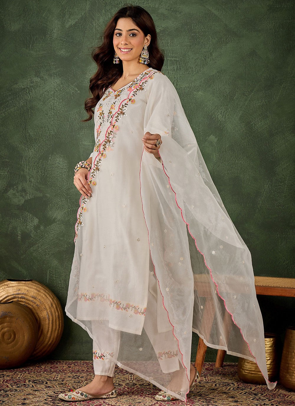 Pant Style Suit Embroidered White T7789