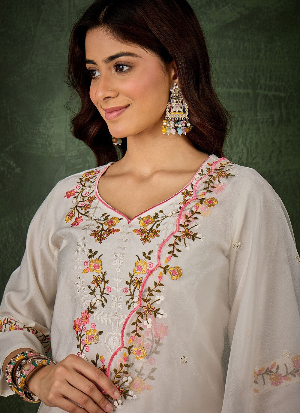 Pant Style Suit Embroidered White T7789