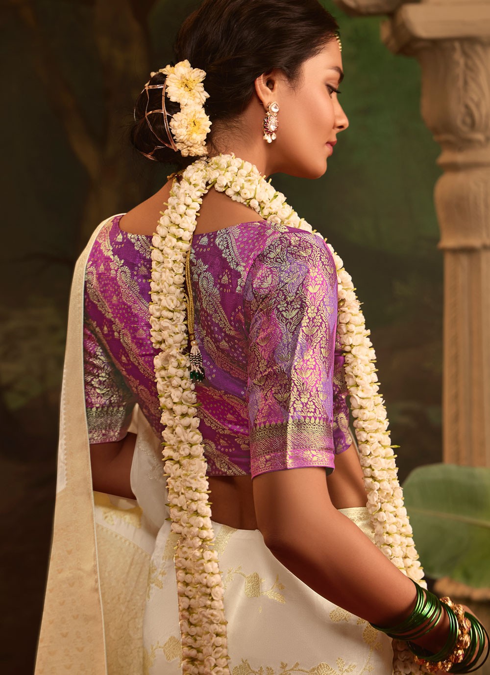 Weaving Zari Pure Dola Saree - S12085