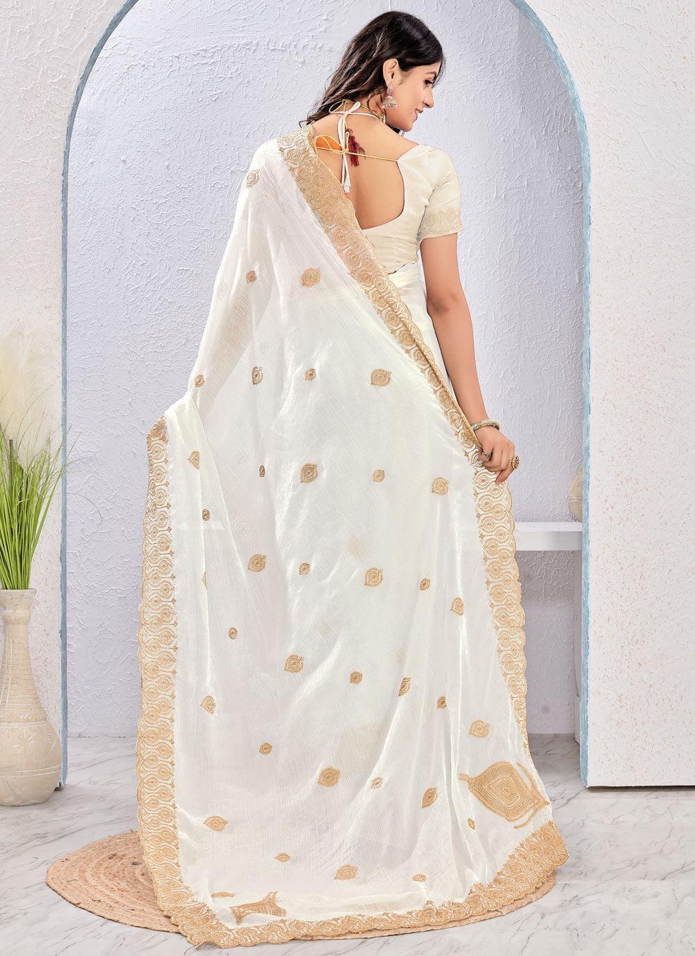 White Fandy Contemporary Saree Embroidered, Zari S16877