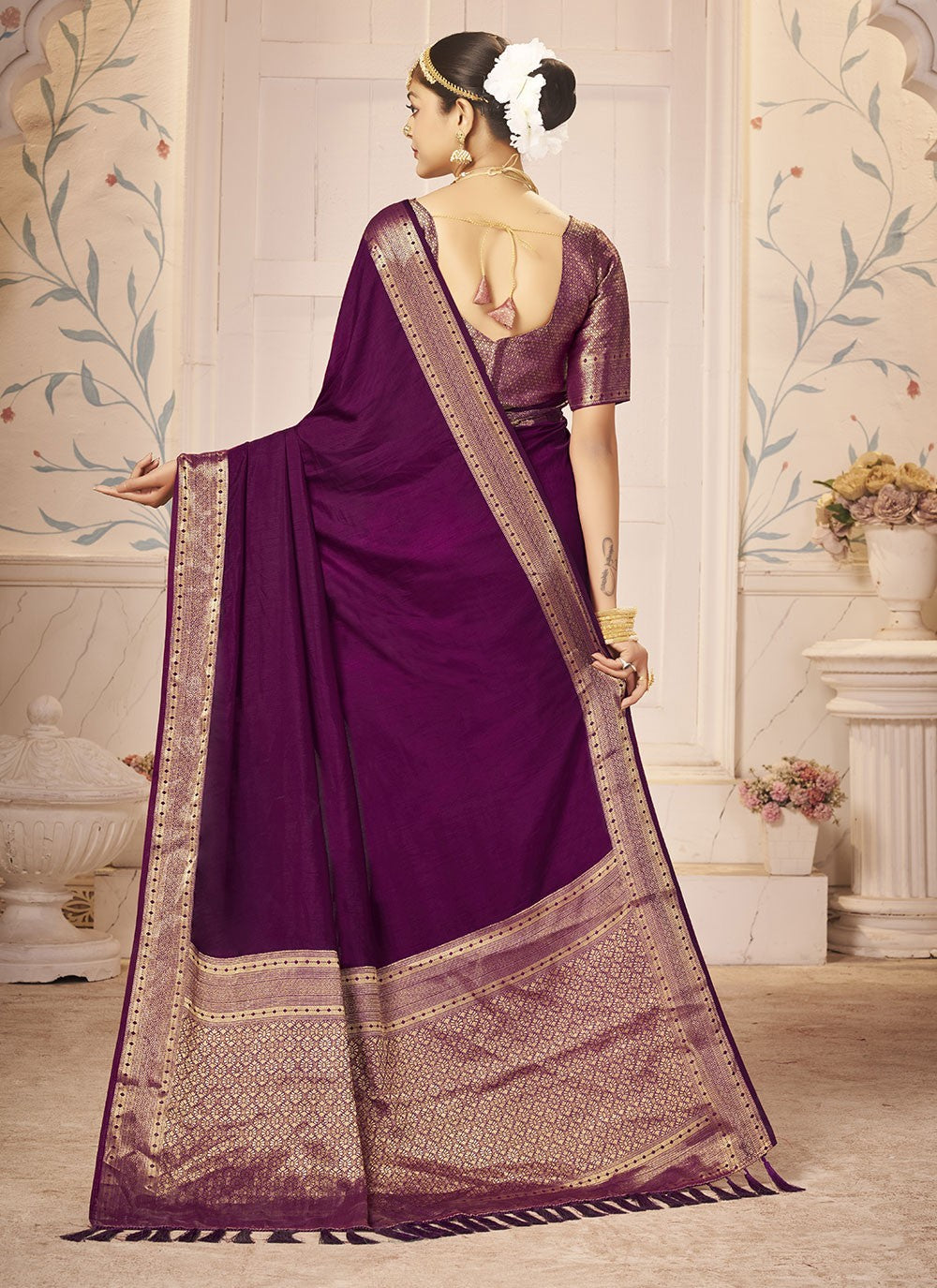 Classic Designer Silk Saree - S5423
