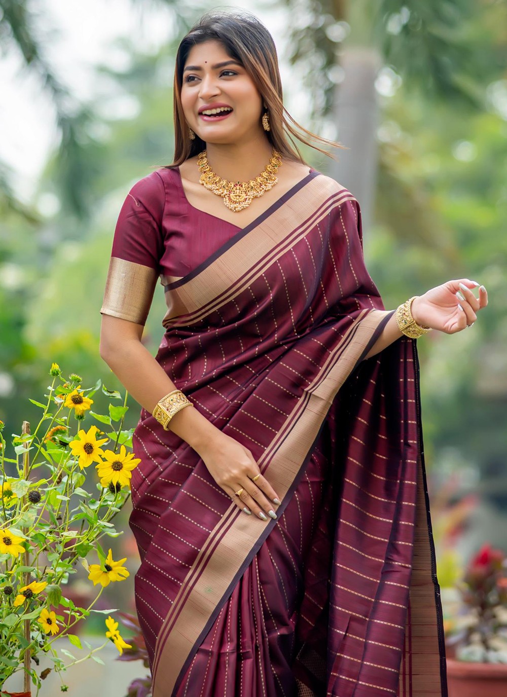 Trendy Woven Tussar Silk Saree - S5134
