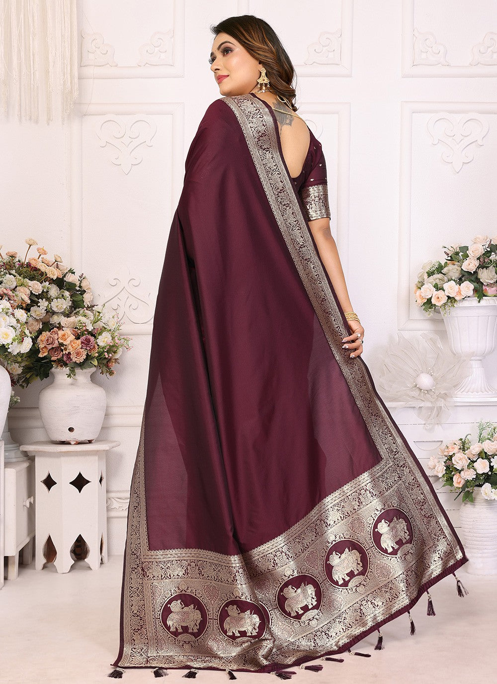 Wine Banarasi Silk Trendy Saree Jacquard Work, Weaving Zari S17848