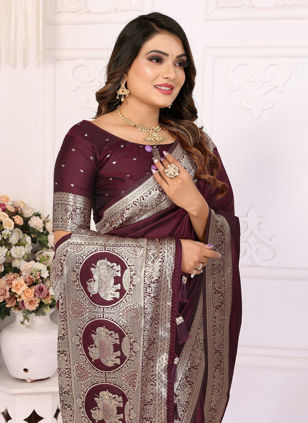 Wine Banarasi Silk Trendy Saree Jacquard Work, Weaving Zari S17848