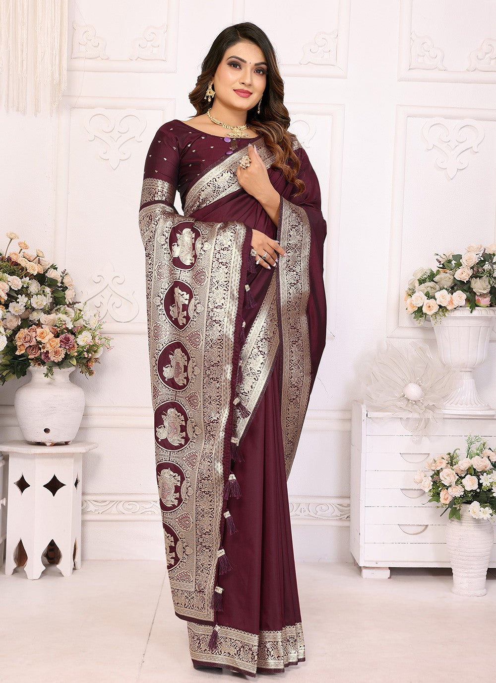 Wine Banarasi Silk Trendy Saree Jacquard Work, Weaving Zari S17848