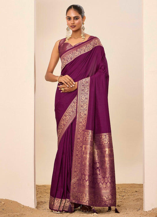 Wine Silk Contemporary Saree Woven S16640
