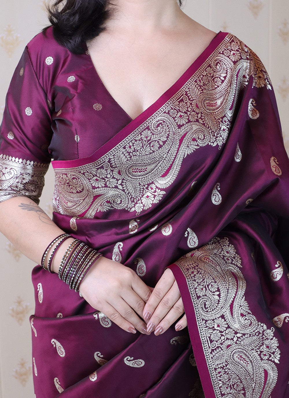 Wine Banarasi Silk Trendy Saree Woven S19467