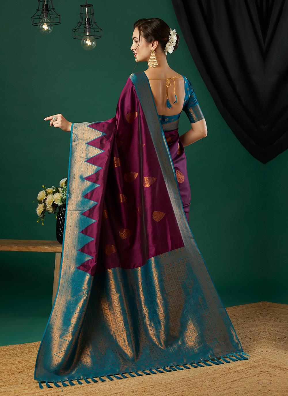Woven, Zari Banarasi Silk Saree - S11661