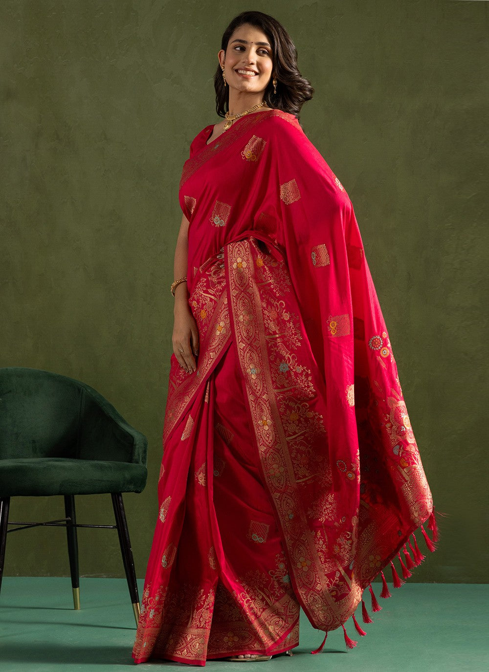 Pink Silk Classic Saree Woven S16548