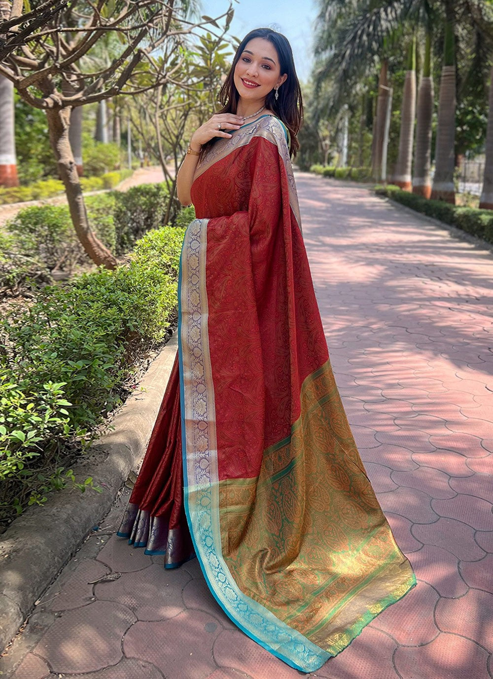 Classic Woven Silk Saree - S7845