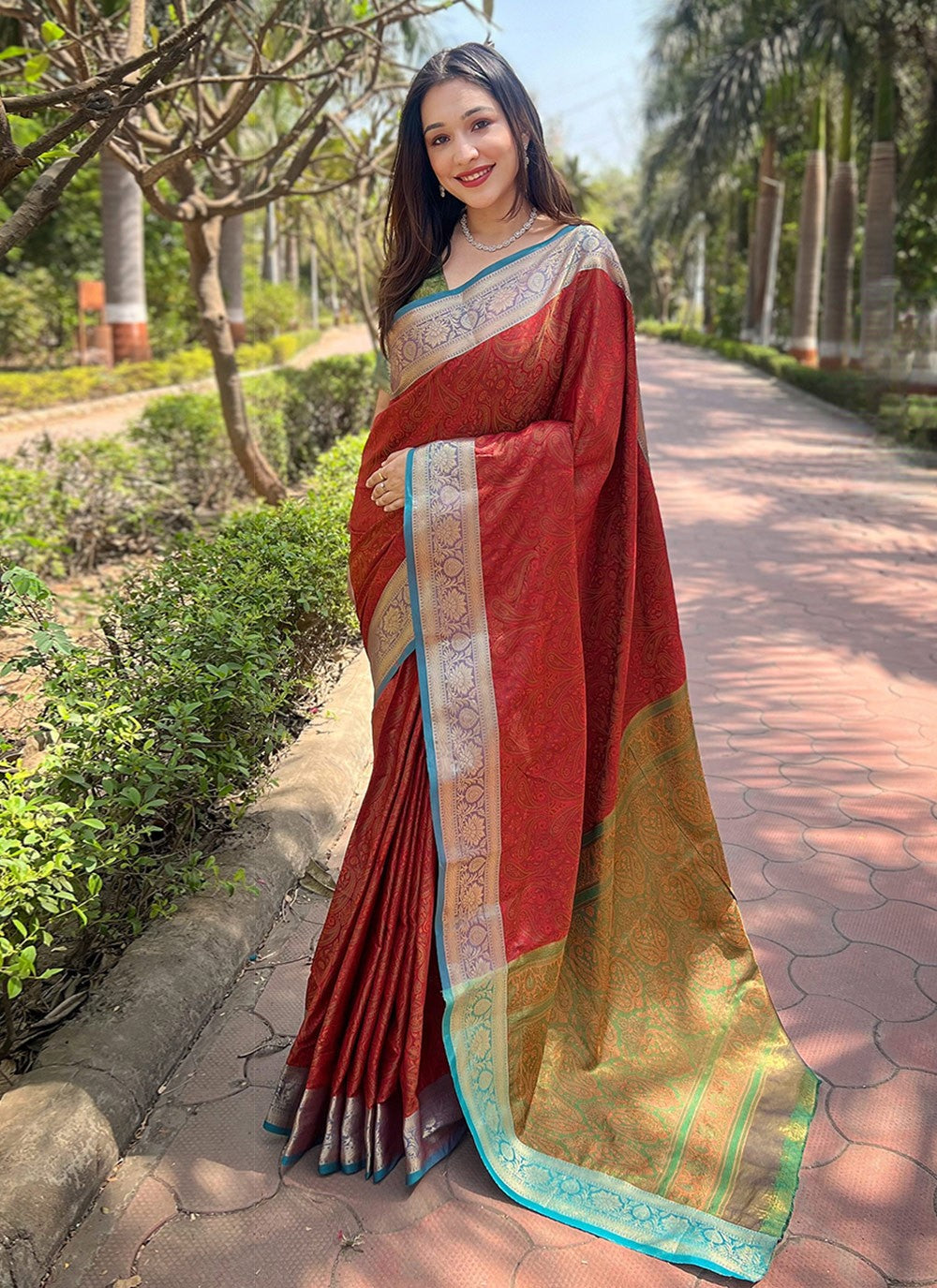 Classic Woven Silk Saree - S7845