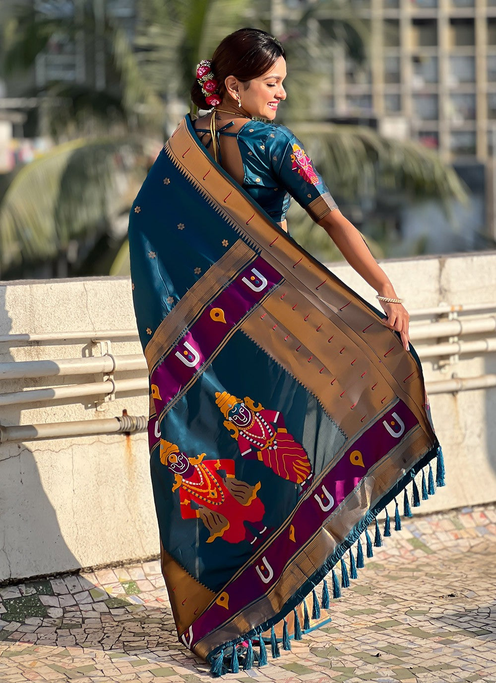 Classic Saree Woven Teal Silk S12611