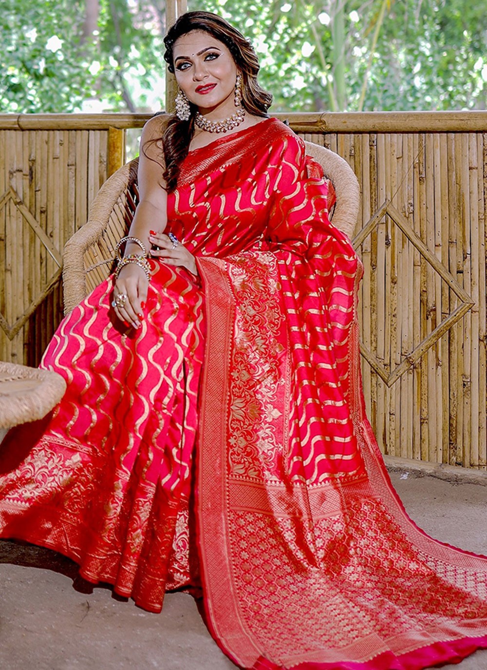 Classic Woven Banarasi Silk Saree - S6034