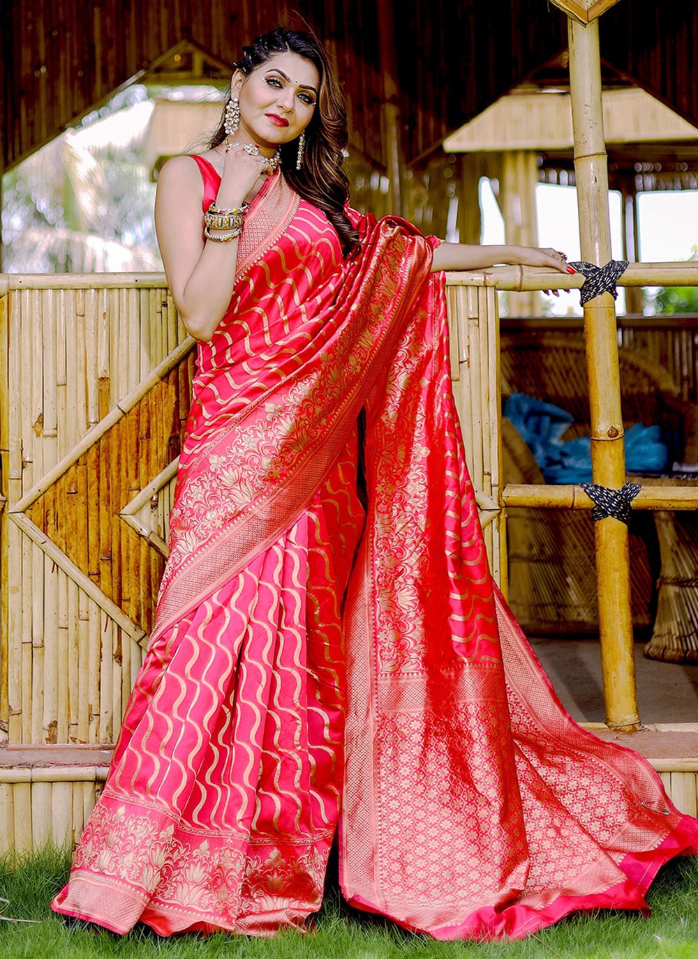 Classic Woven Banarasi Silk Saree - S6034