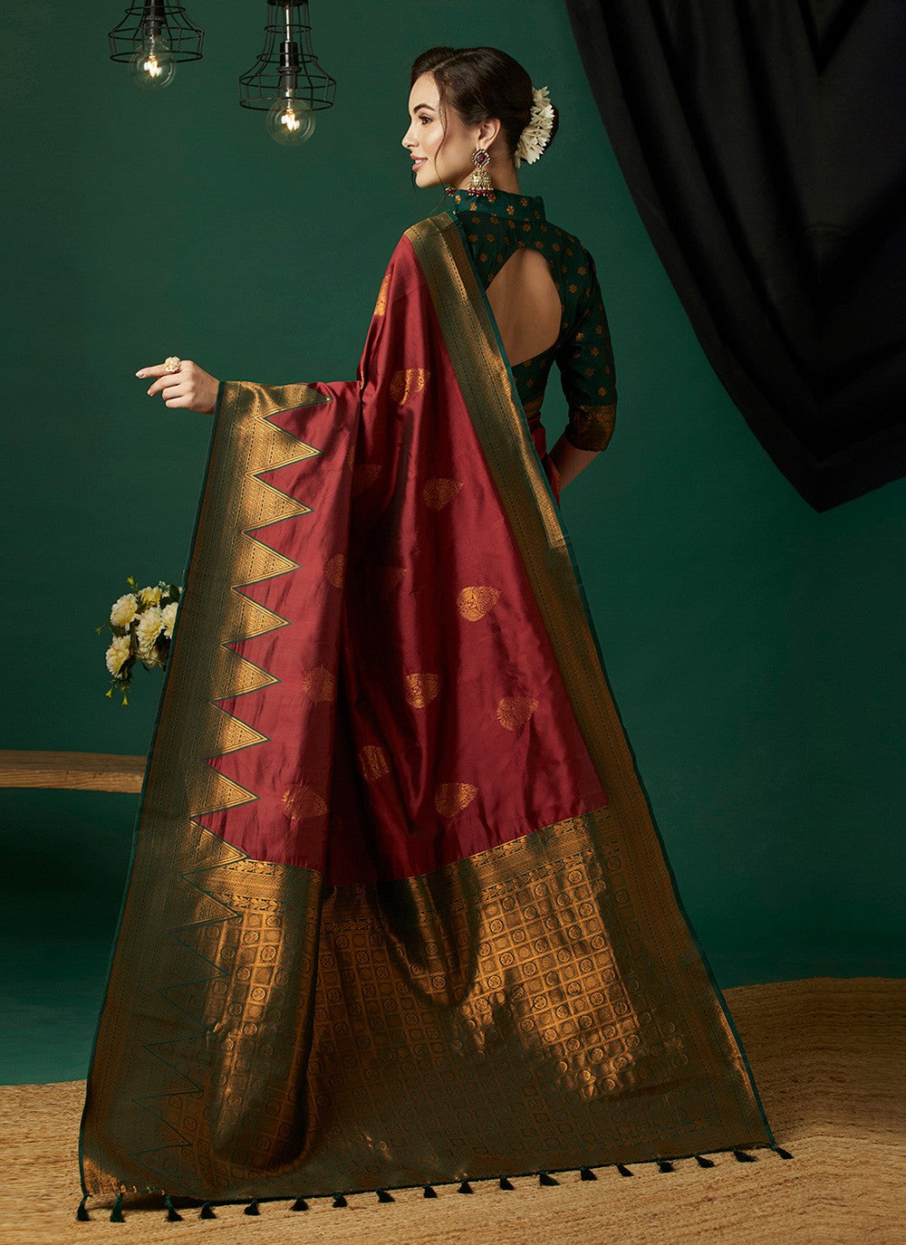 Woven, Zari Banarasi Silk Saree - S11661