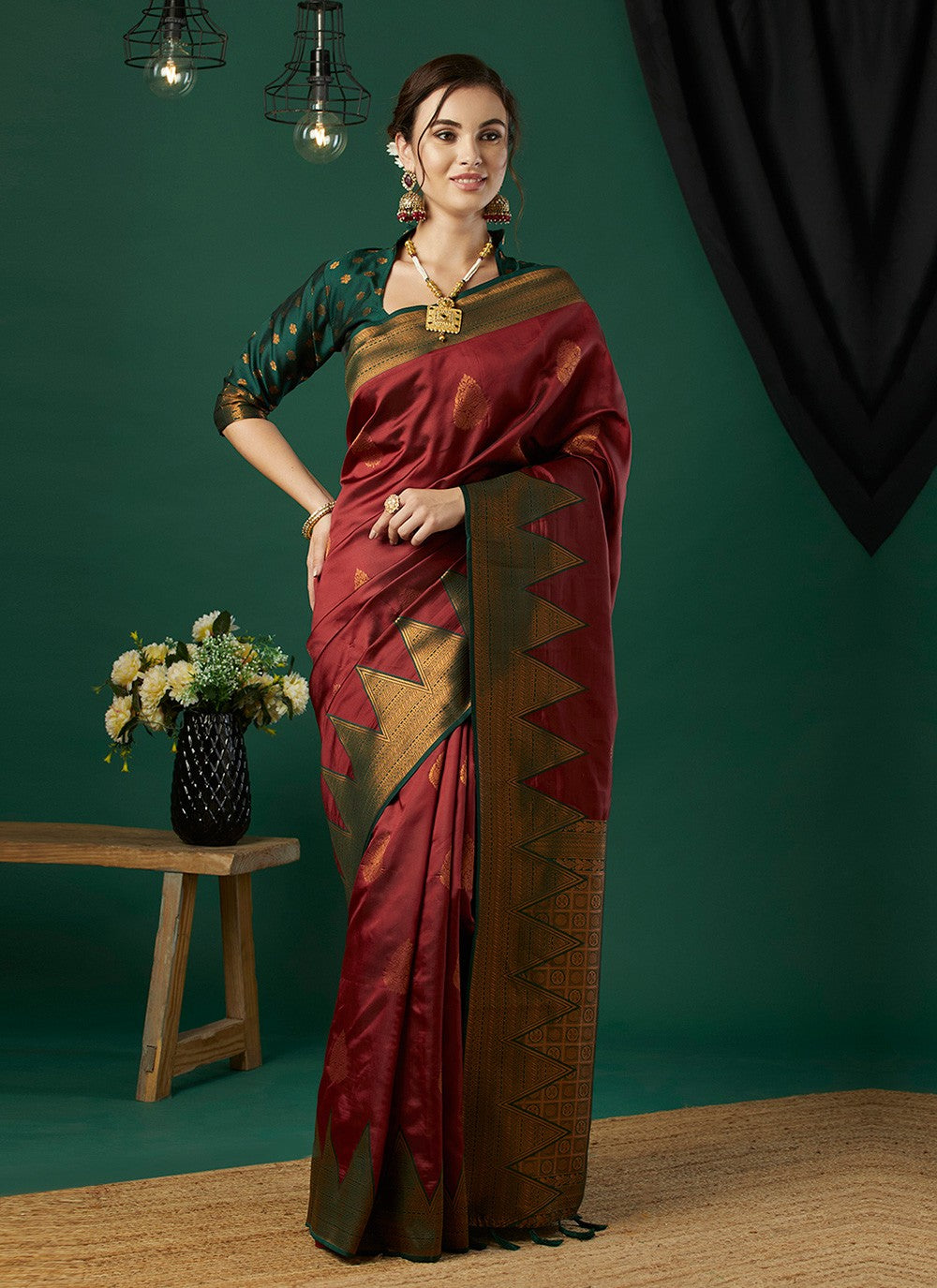 Woven, Zari Banarasi Silk Saree - S11661