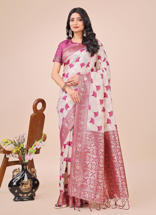 Woven Cotton Magenta Classic Saree S15154