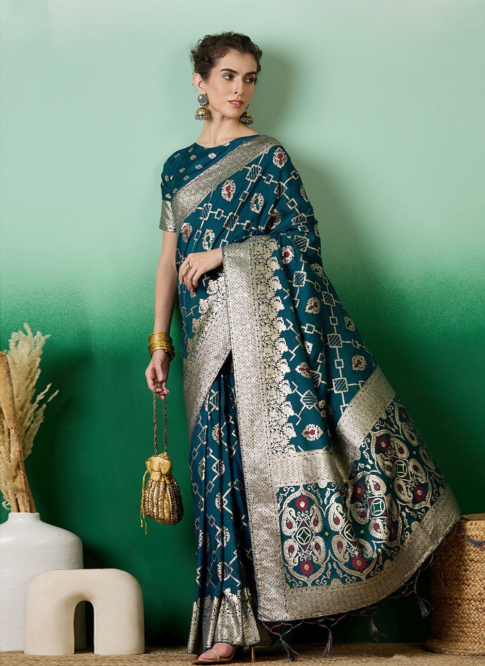 Traditional Jacquard Work Cotton Saree - S7010