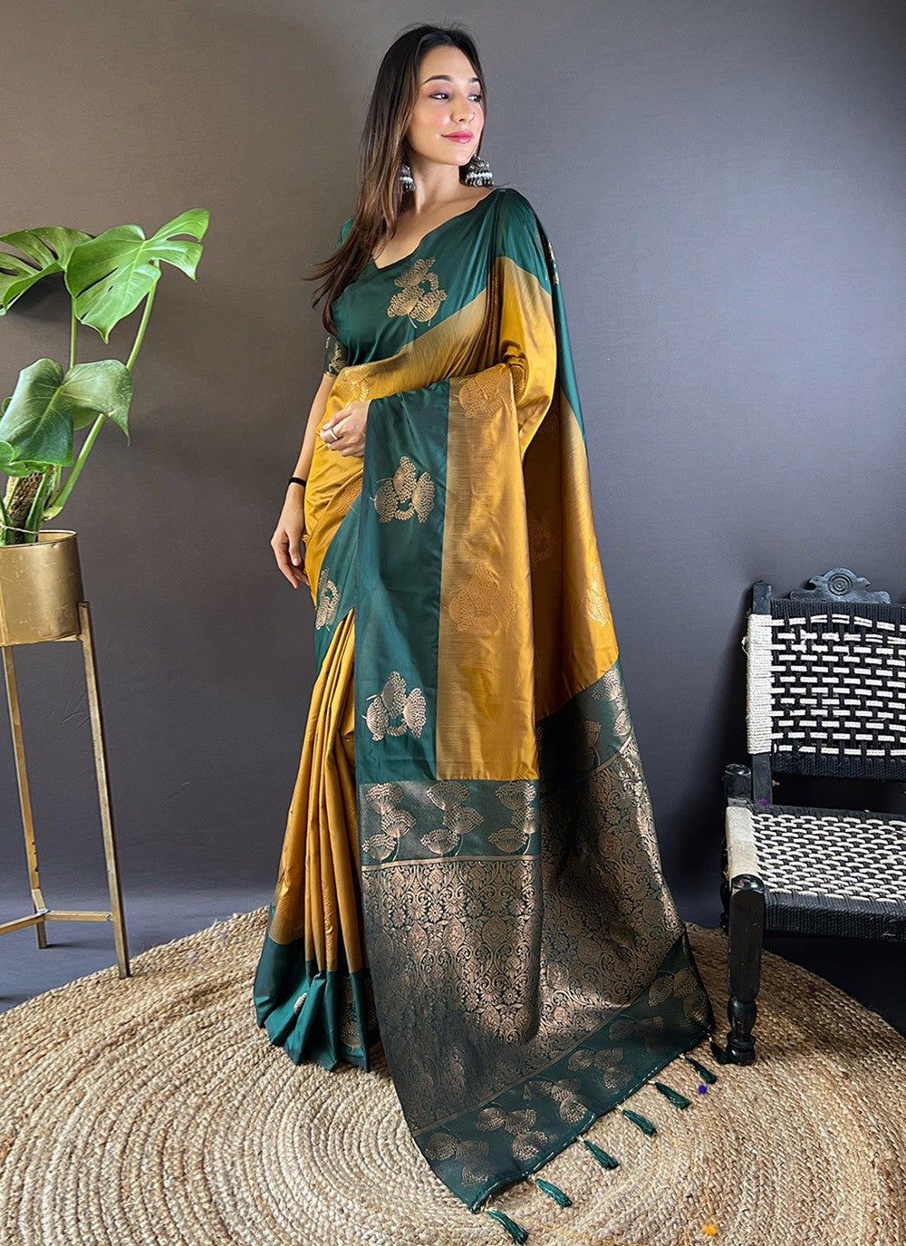 Traditional Woven Silk Saree - S7866