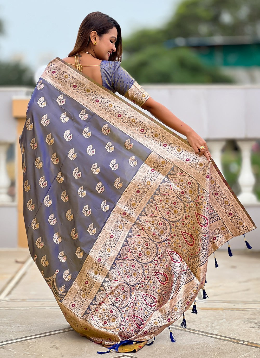 Lavender Banarasi Silk Classic Saree Jacquard Work, Woven S18532