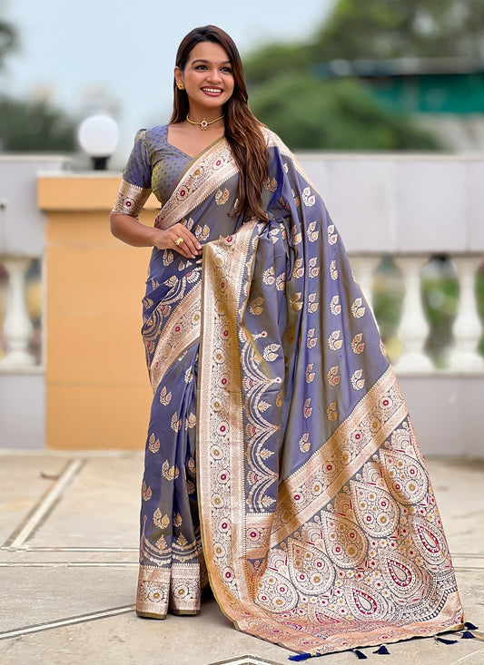 Lavender Banarasi Silk Classic Saree Jacquard Work, Woven S18532