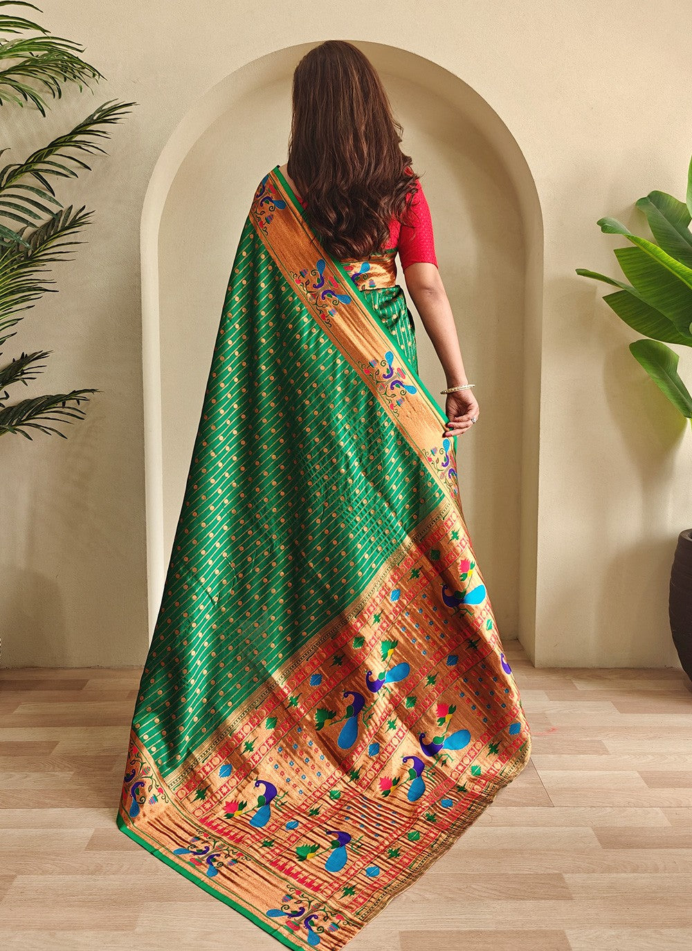 Green Silk Trendy Saree Woven S16436