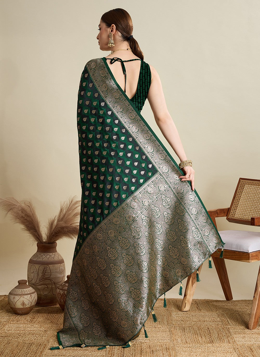 Green Satin Silk Contemporary Saree Woven S16830