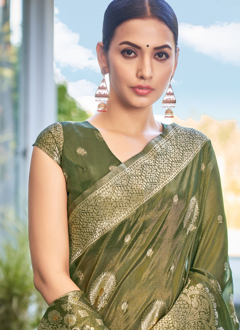 Classic Woven Silk Saree - S6408