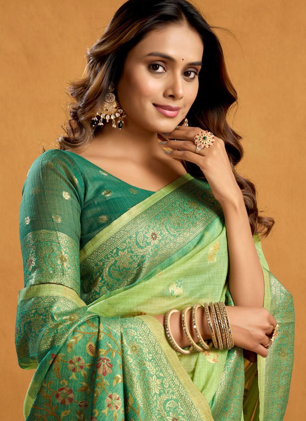 Green Cotton Traditional Saree Woven, Zari S17307