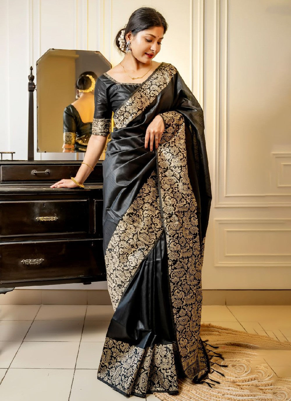 Trendy Border Work Handloom Silk, Raw Silk Saree - S3549