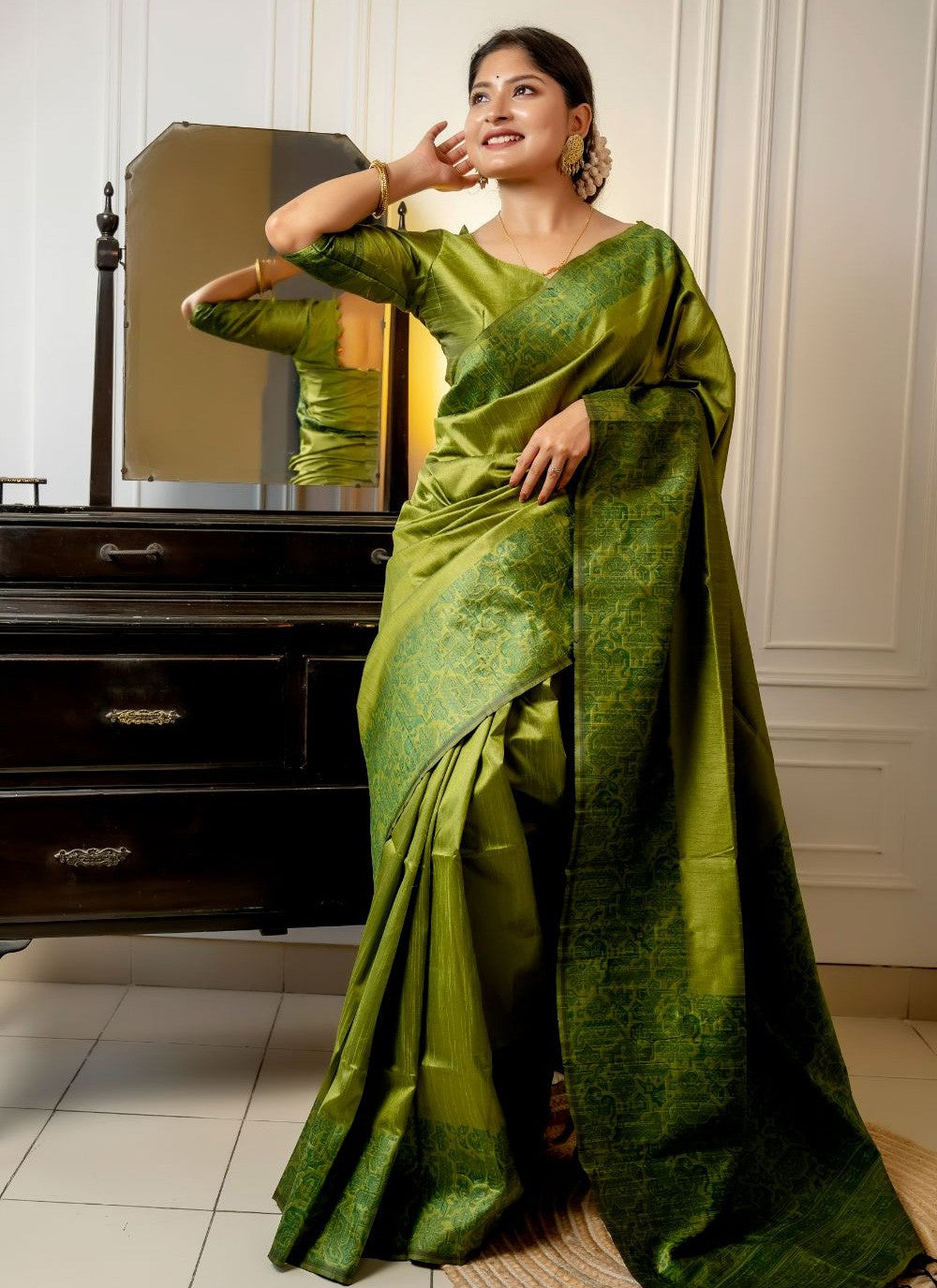 Trendy Border Work Handloom Silk, Raw Silk Saree - S3549