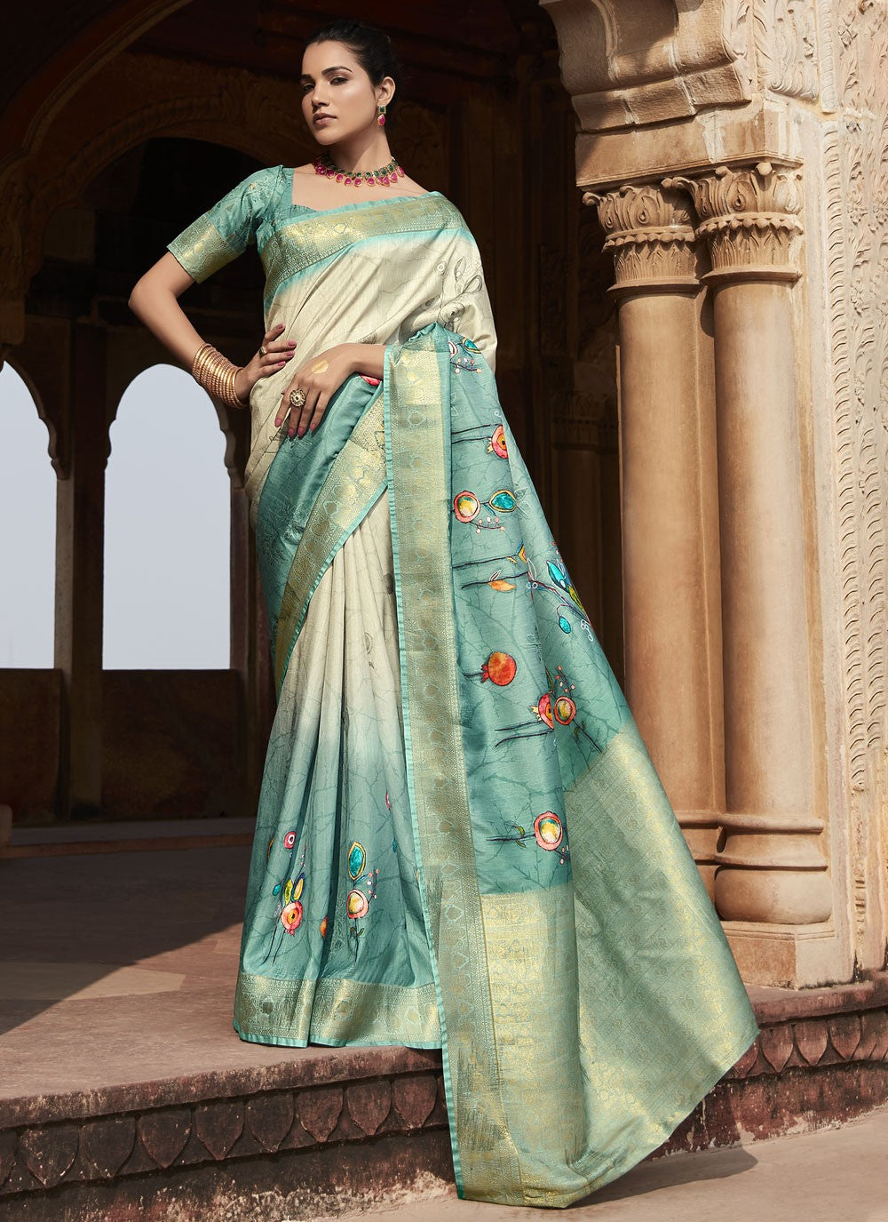 Classic Woven Handloom Silk Saree - S4503