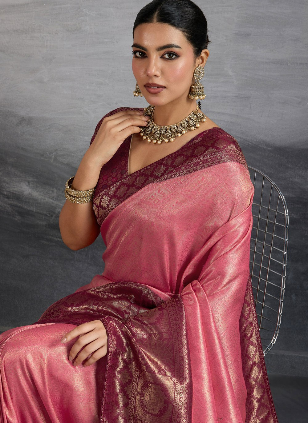 Pink Kanjivaram Silk Contemporary Saree Meenakari, Woven, Zari S17635