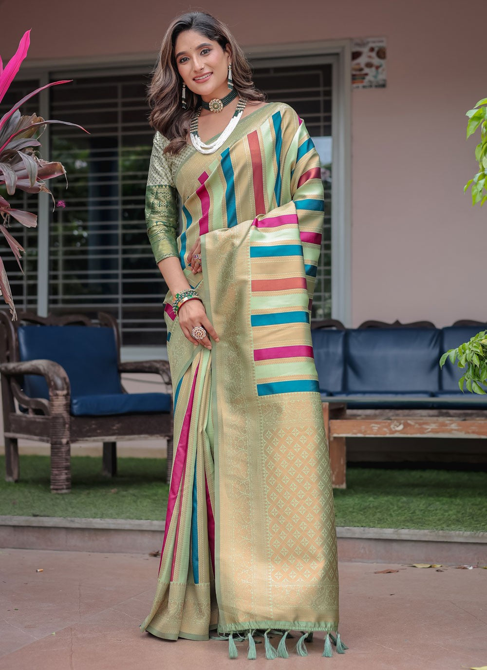 Traditional Woven Sea Green Kanjivaram Silk Saree S12524