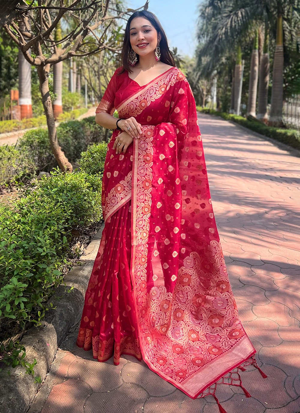 Contemporary Woven Organza Saree - S8057