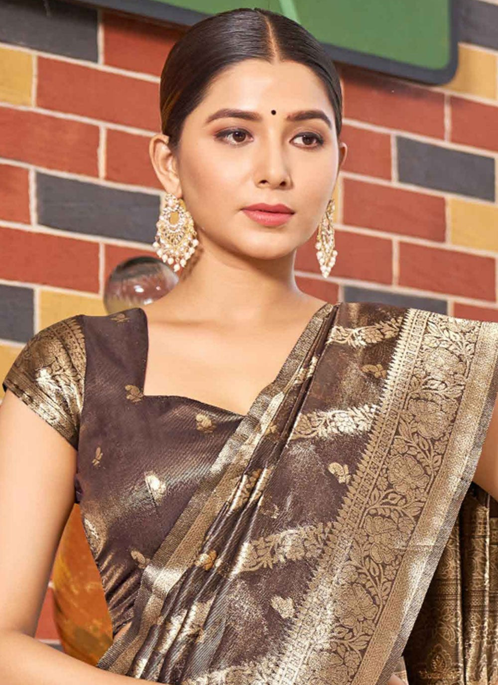 Classic Woven Shimmer, Silk Saree - S7027