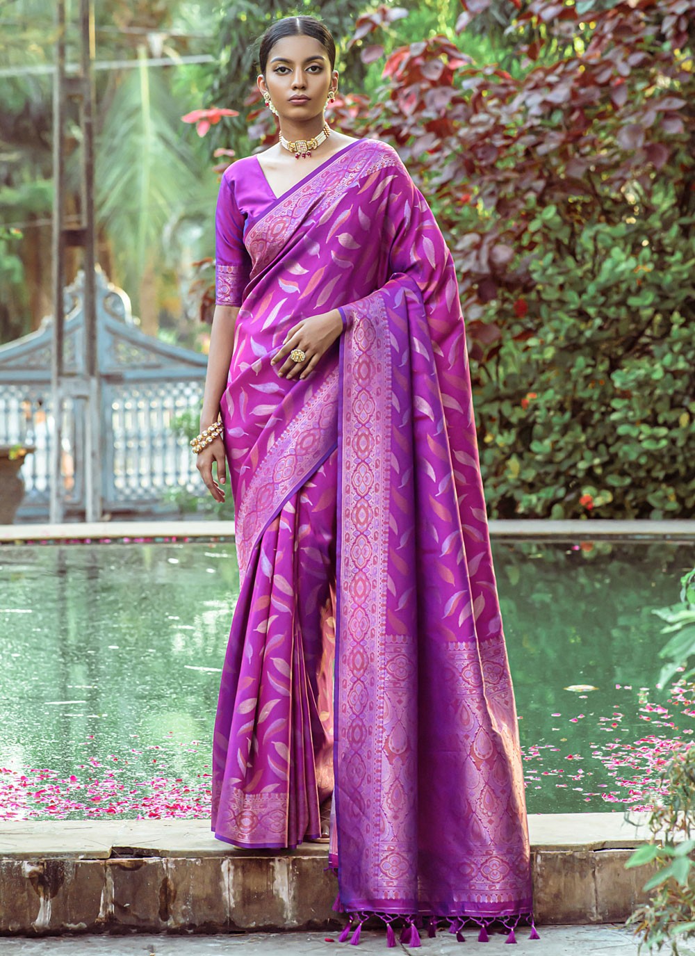 Classic Woven Silk Saree - S4010
