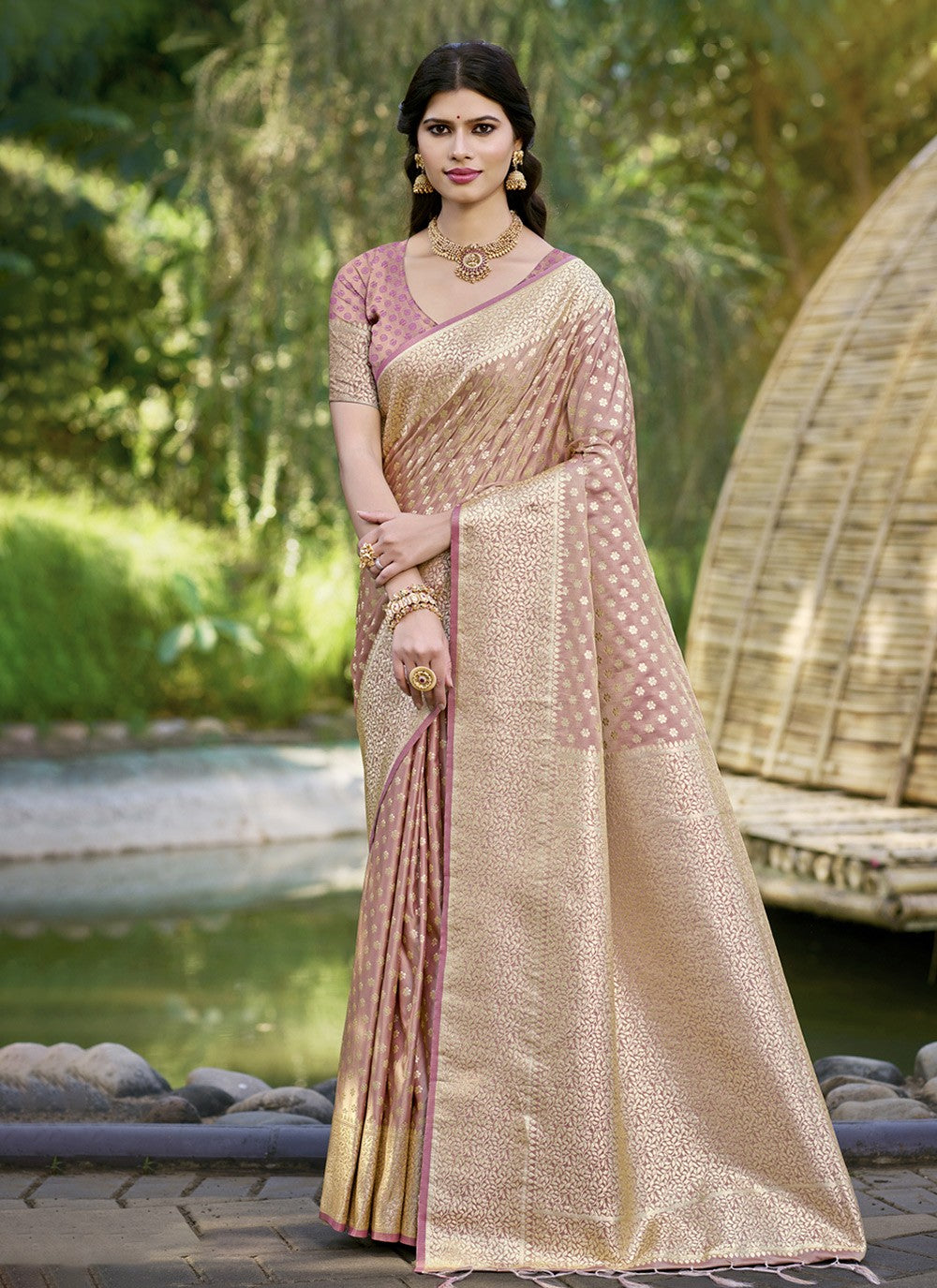 Trendy Saree Woven Purple Silk S12354
