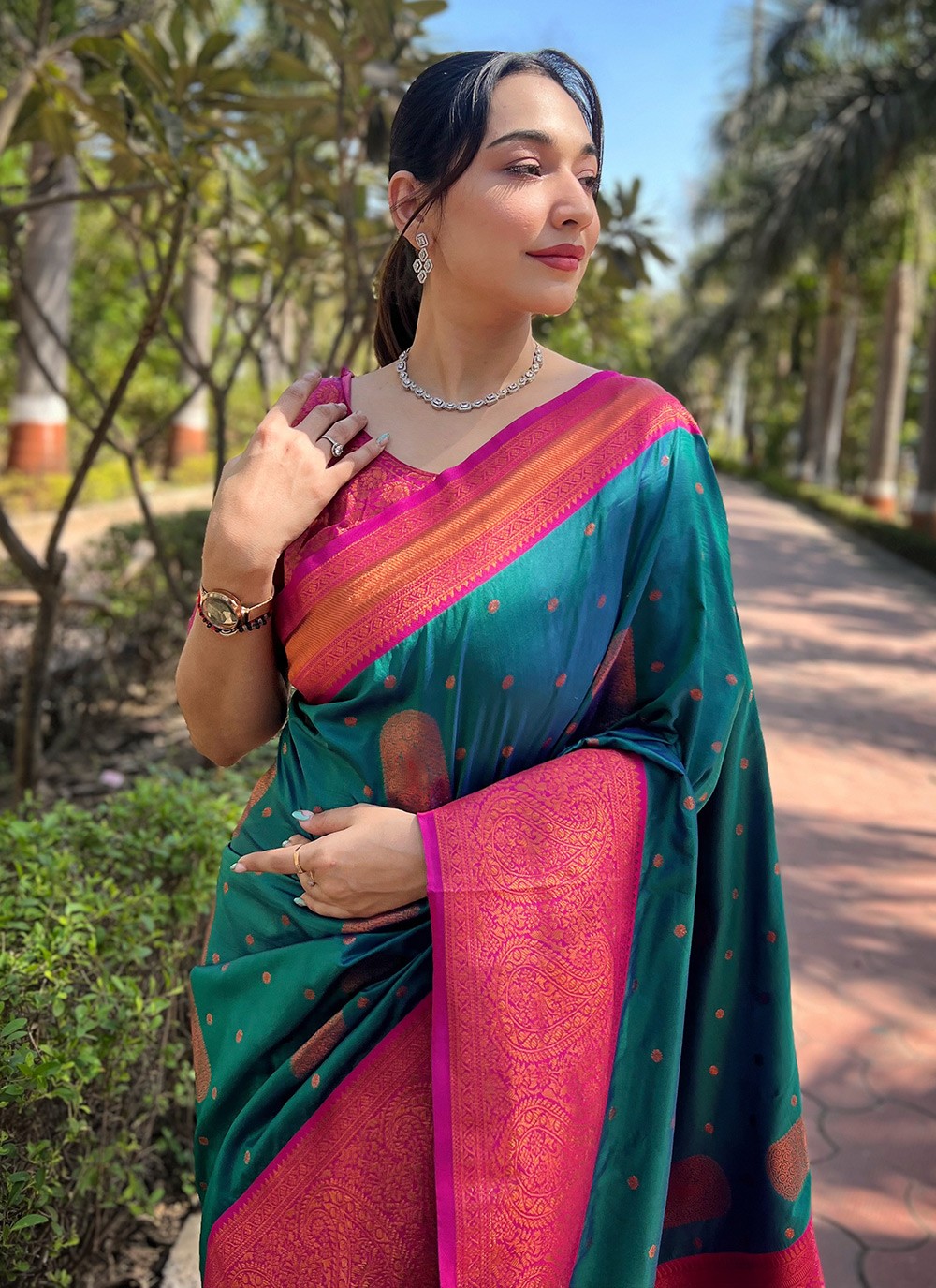 Classic Woven Silk Saree - S8093